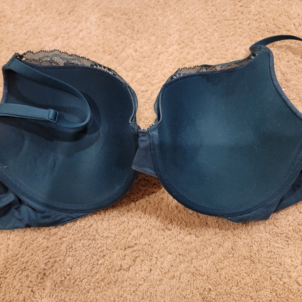 Victoria's Secret Elegant Underwire Padded Lace Teal & Silver Bra - Picture 7 of 8